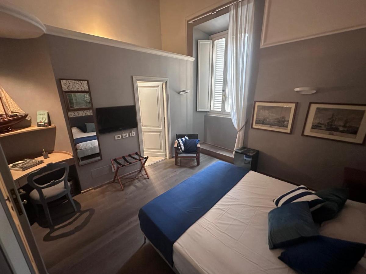 New! Bellissimo Palazzofranchi Pantheon Apartment Rome Luaran gambar