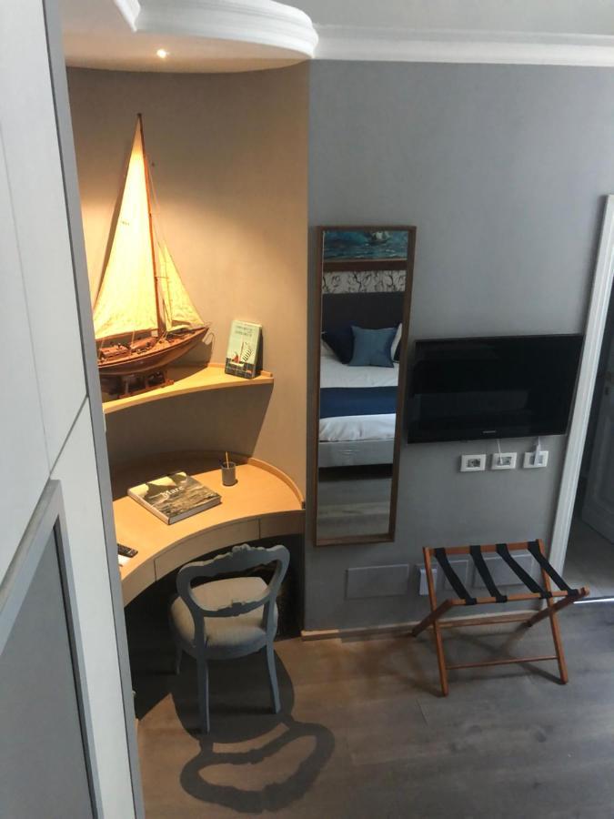 New! Bellissimo Palazzofranchi Pantheon Apartment Rome Luaran gambar
