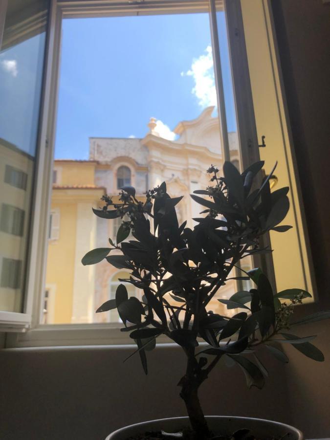 New! Bellissimo Palazzofranchi Pantheon Apartment Rome Luaran gambar
