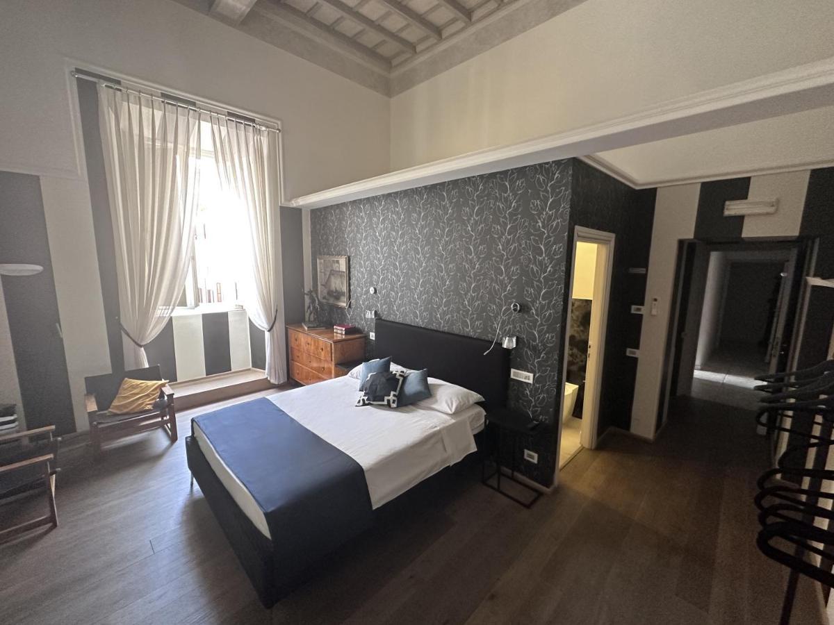 New! Bellissimo Palazzofranchi Pantheon Apartment Rome Luaran gambar